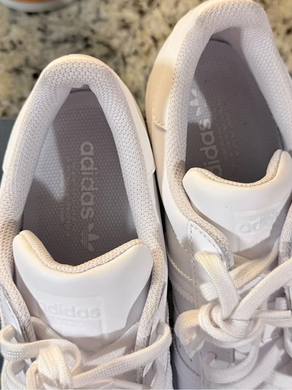adidas sleek low